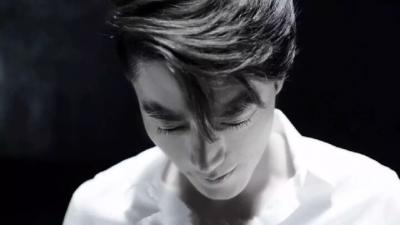 如何用一万种姿势睡到胡歌、靳东、老霍等『禁欲系』男神 如何用一万种姿势睡到胡歌、靳东、老霍等『禁欲系』男神