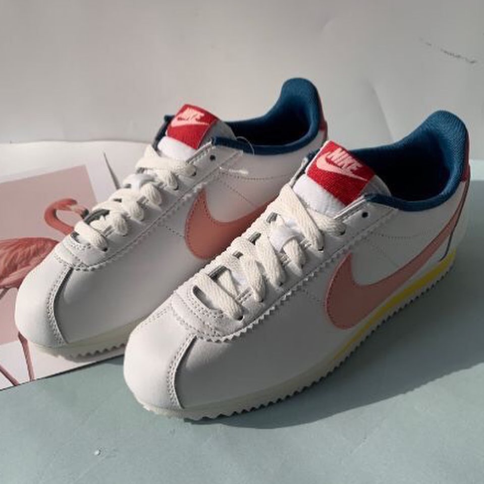 NIKE系列-CLASSIC CORTEZ LEATHER 女款白粉LOGO休閒阿甘鞋-NO.807471114