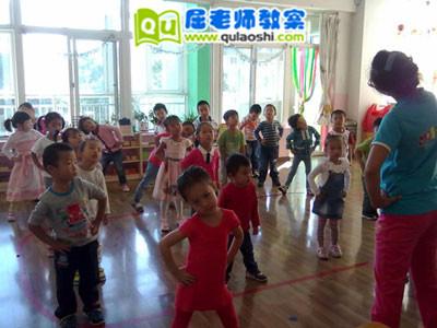 大班美术公开课教案《凹凸世界》 大班美术公开课教案《凹凸世界》