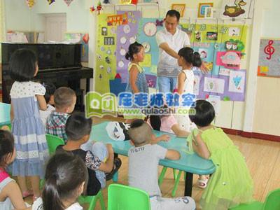 幼儿园大班美术教案《线条想象画》 幼儿园大班美术教案《线条想象画》