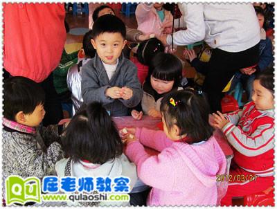 幼儿园大班美术教案详案反思《红梅花儿开》 幼儿园大班美术教案详案反思《红梅花儿开》