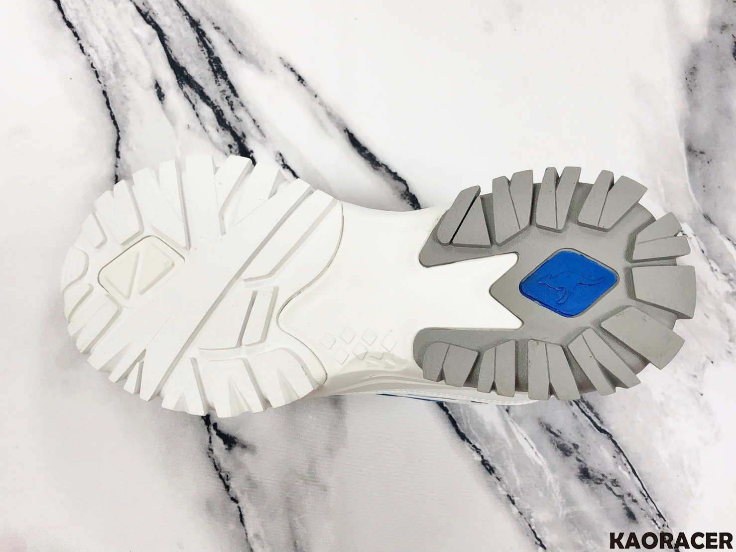 KangaROOS 女款藍色線條白色休閒鞋-NO.KW91189