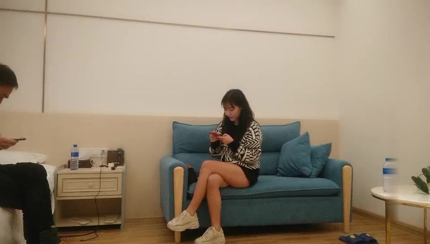 老哥探花约了个颜值不错花臂纹身妹子TP啪啪 侧入大力猛操呻吟娇喘大声非常诱人 很是诱惑不要错过[821MB]