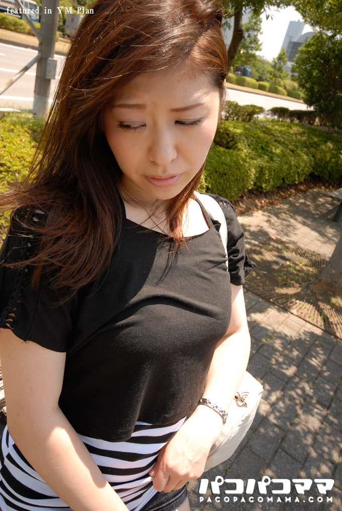 美巨乳女大學生性奴計畫_人妻情色貼圖