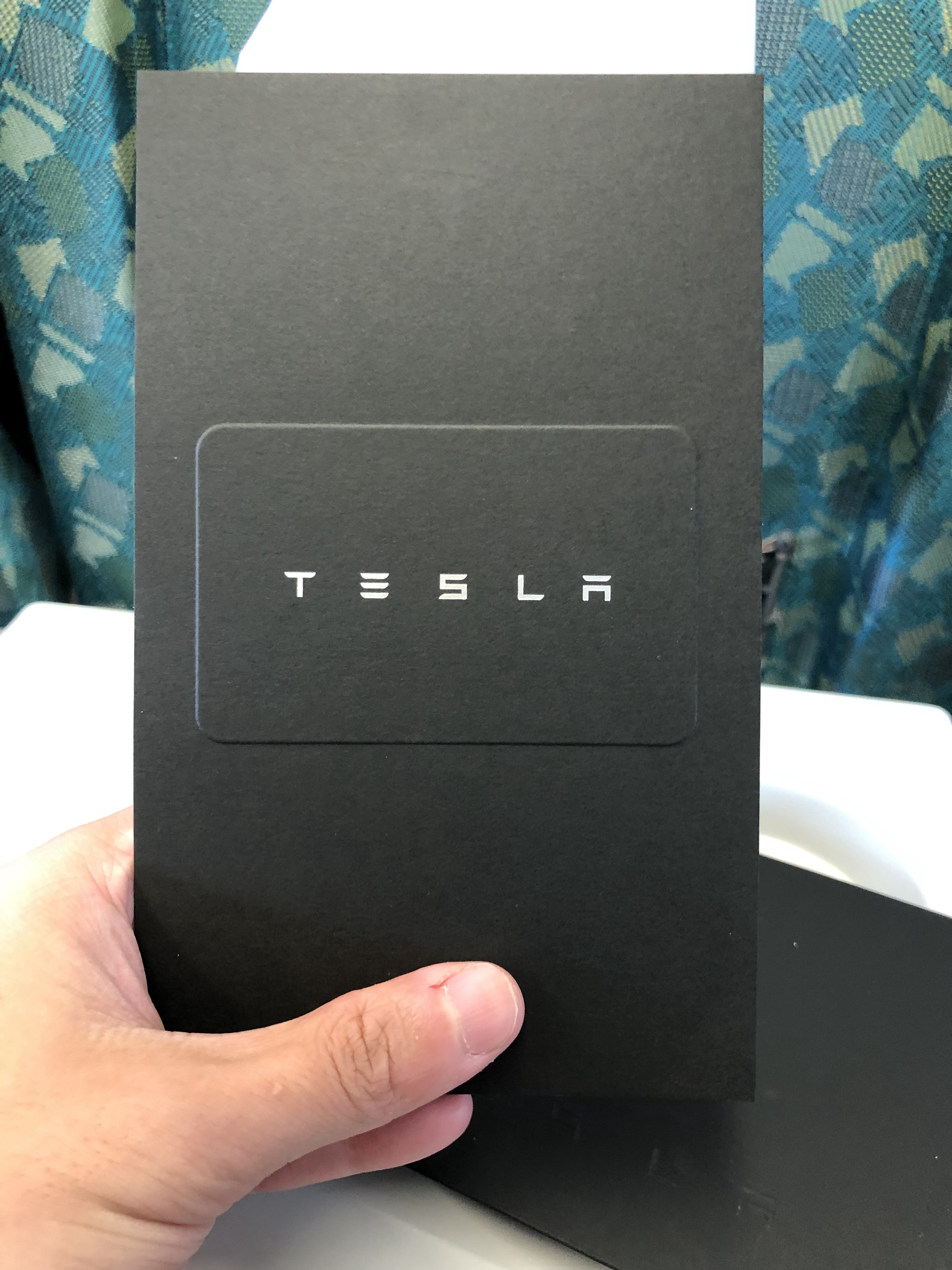 圖 Tesla model 3 持有一週年