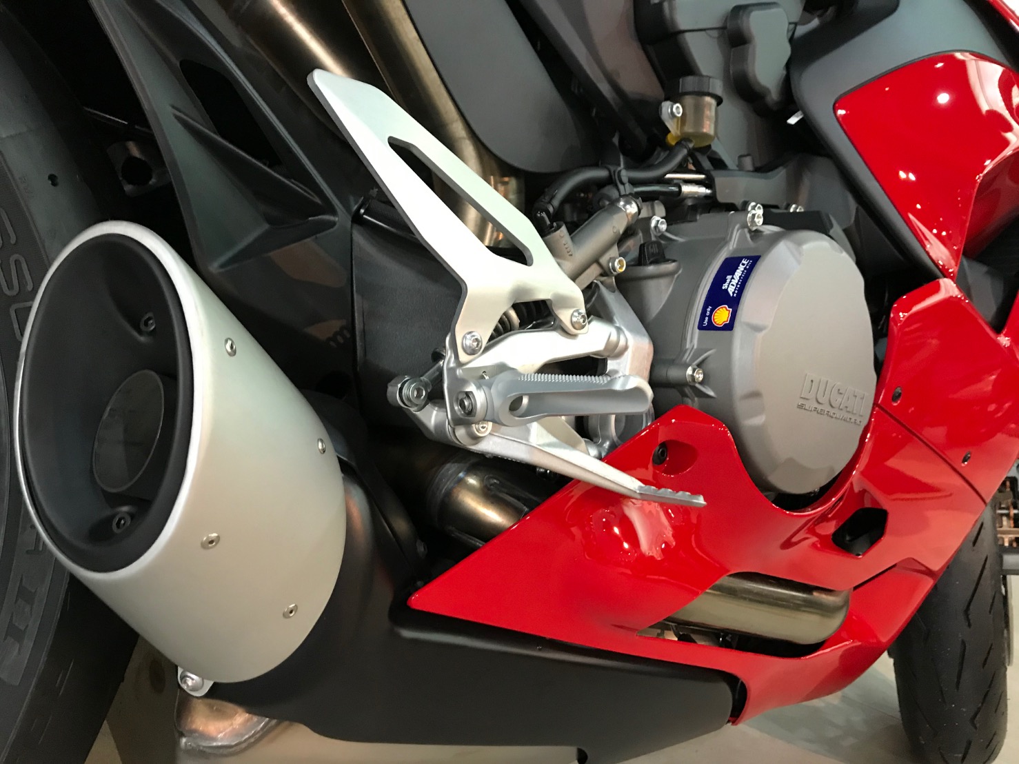 圖 Ducati Panigale V2 換我開箱拉！