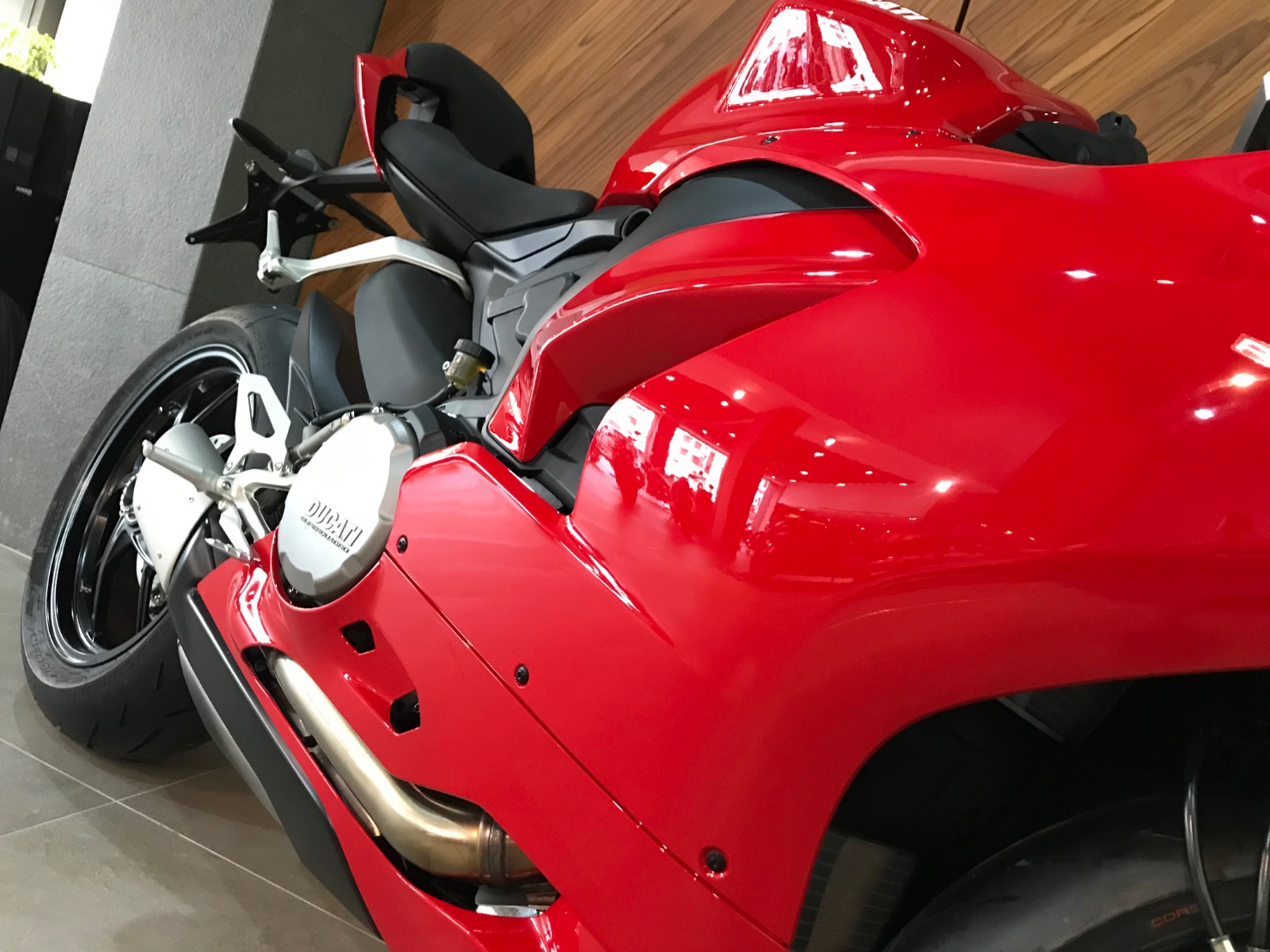 圖 Ducati Panigale V2 換我開箱拉！