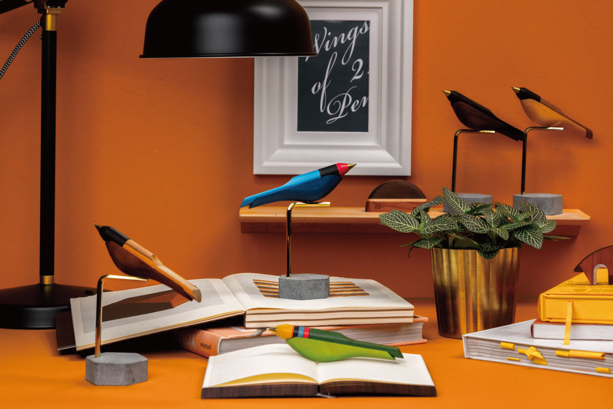 中国　書道具　唐木瘤木製　葉形　墨置　筆置　V　8033 中国 書道具 唐木瘤木製 葉形 墨置 筆置 V 8033 - メルカリ