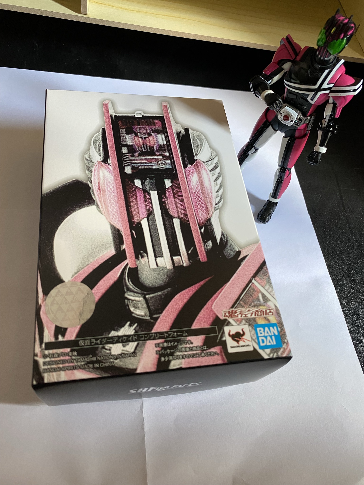 [入嚟傾吓拉打造型] 神主牌登場！SHF真骨雕 幪面超人Decade 開箱 - 玩具台 - 香港高登討論區