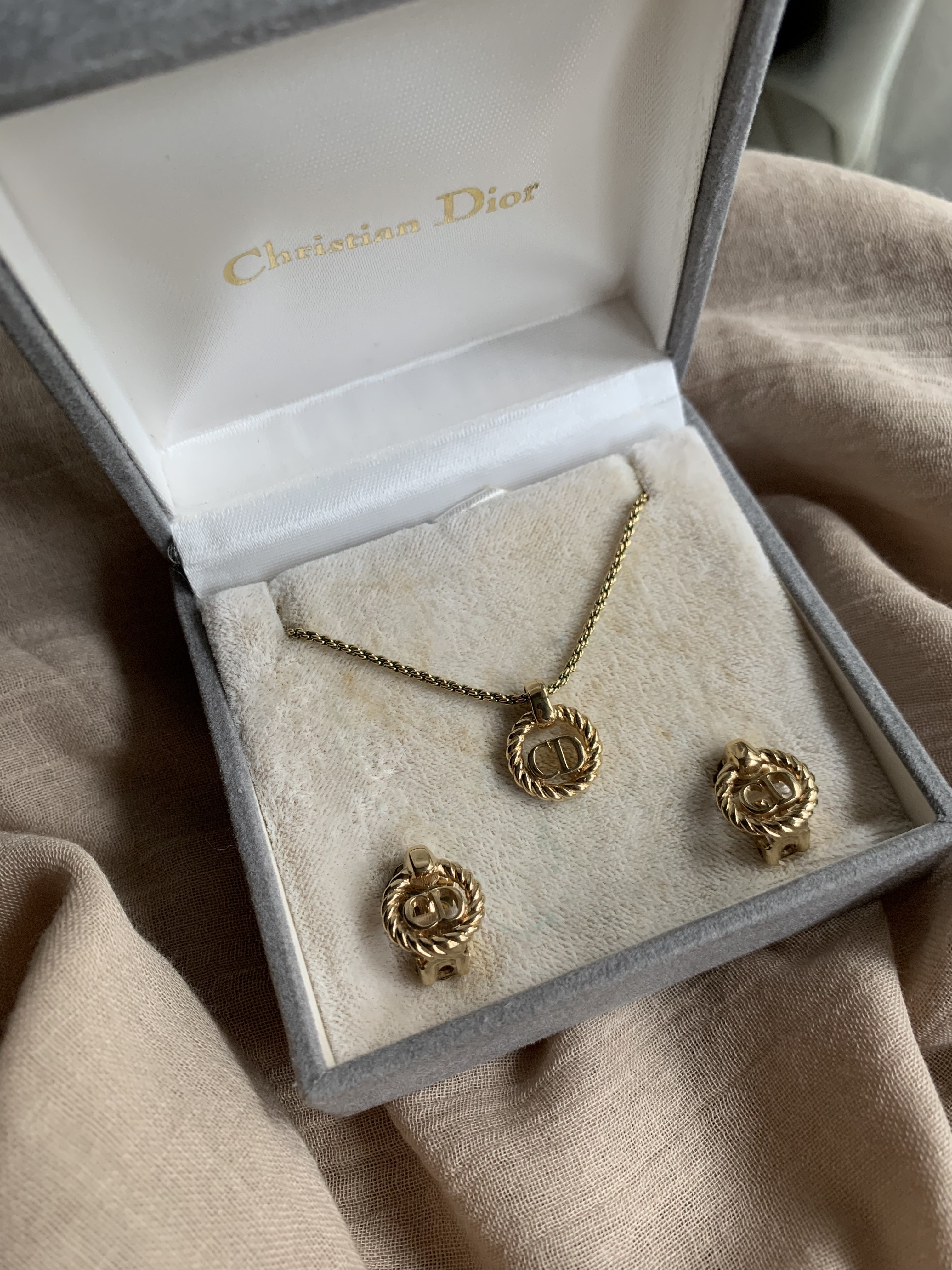 圖 Chanel耳環+Dior vintage飾品分享