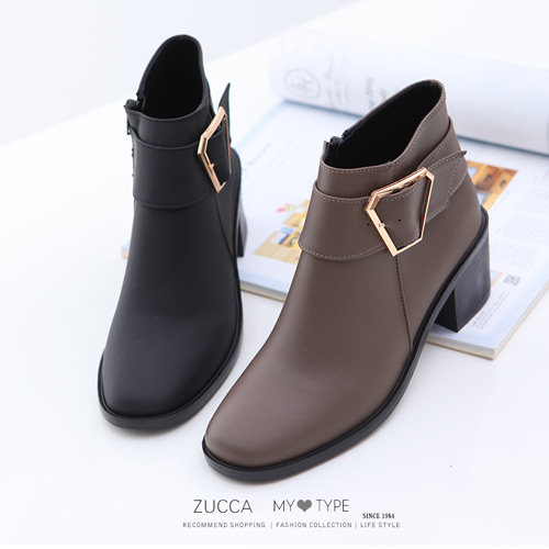 ZUCCA
金屬扣側拉鍊低跟短靴