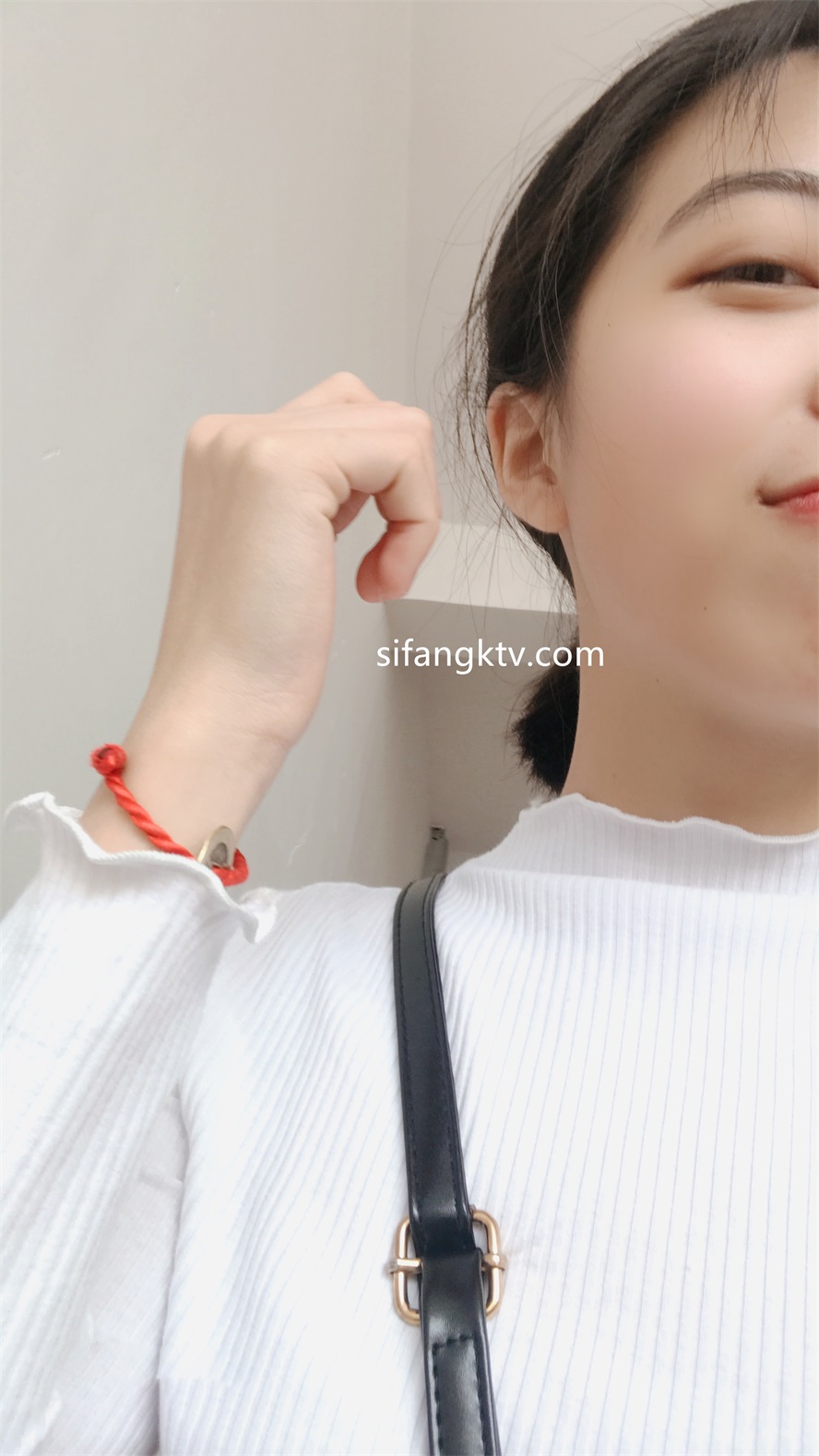 嫩 模 小 马 苏 椹 嫃 视 频 流 出 合 集 8V+175 大 长 腿 车 模 ▌ 淑 怡 ▌ 首 次 刮 毛 白... 