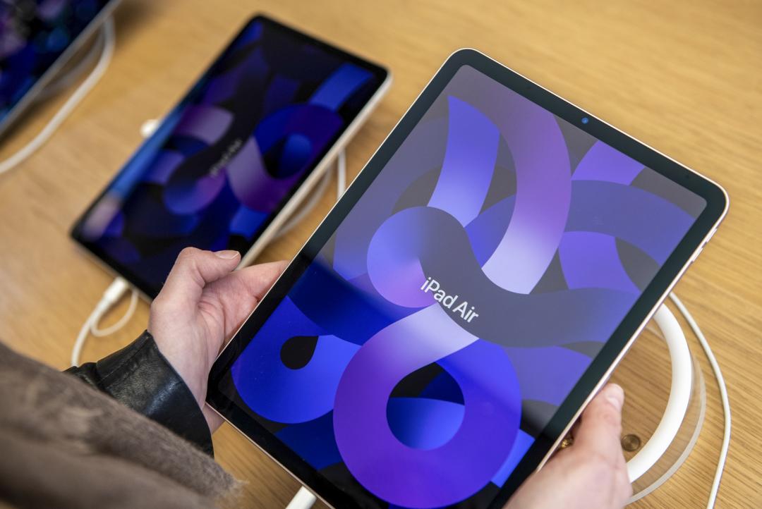 OLED iPad 2024年推出？傳3家面板大廠角力戰 3C 爆料公社