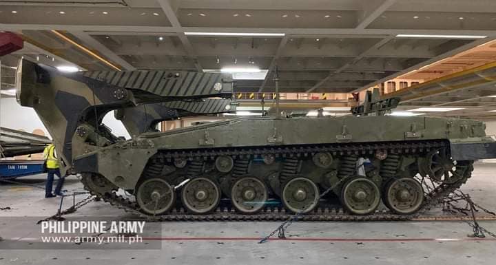 圖https://upload.cc/i1/2022/07/15/2BPTj0.jpg, 菲律賓陸軍接收以色列製裝甲架橋車