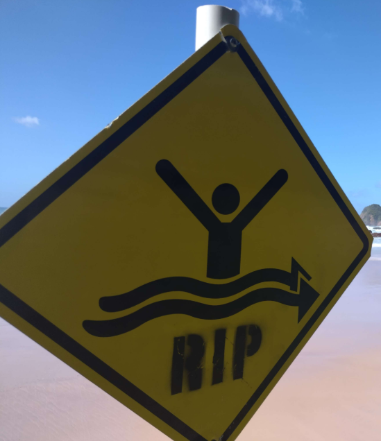 https://upload.cc/i1/2025/11/21/GKe2HU.png