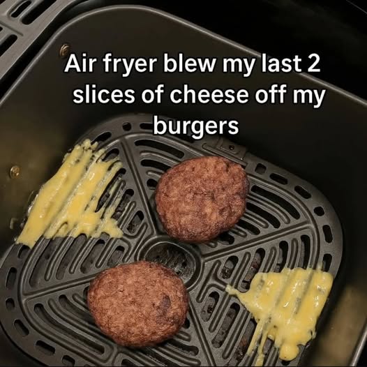 https://upload.cc/i1/2026/06/24/48Xvmk.jpg